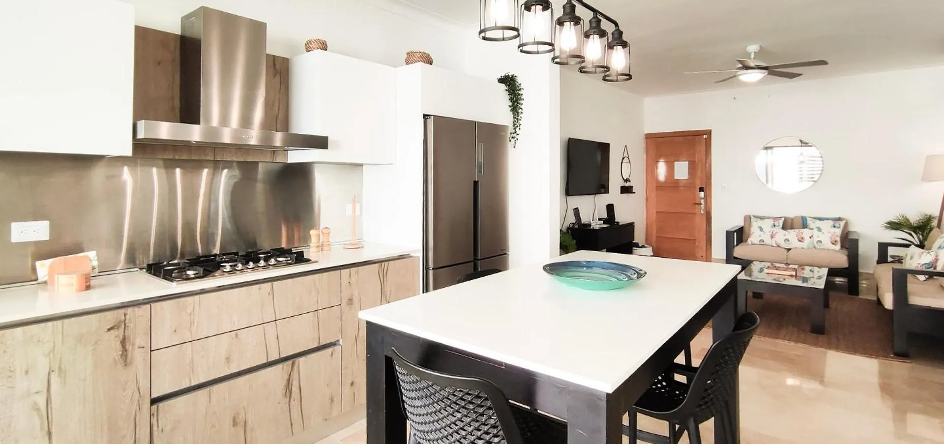 Amar'E Beach Front Apartment Overlooking Pool Las Terrenas