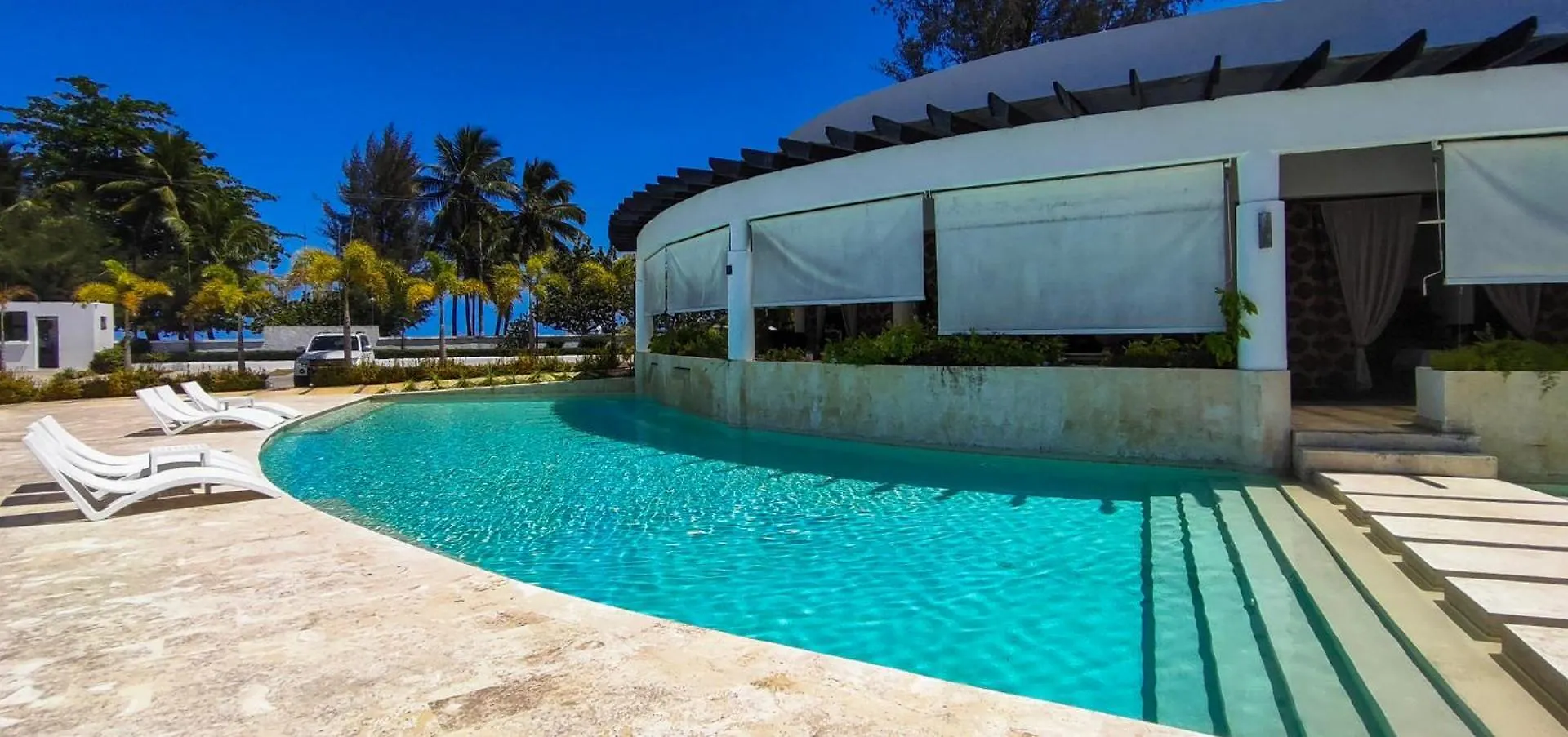 Amar'E Beach Front Apartment Overlooking Pool Las Terrenas 0*,