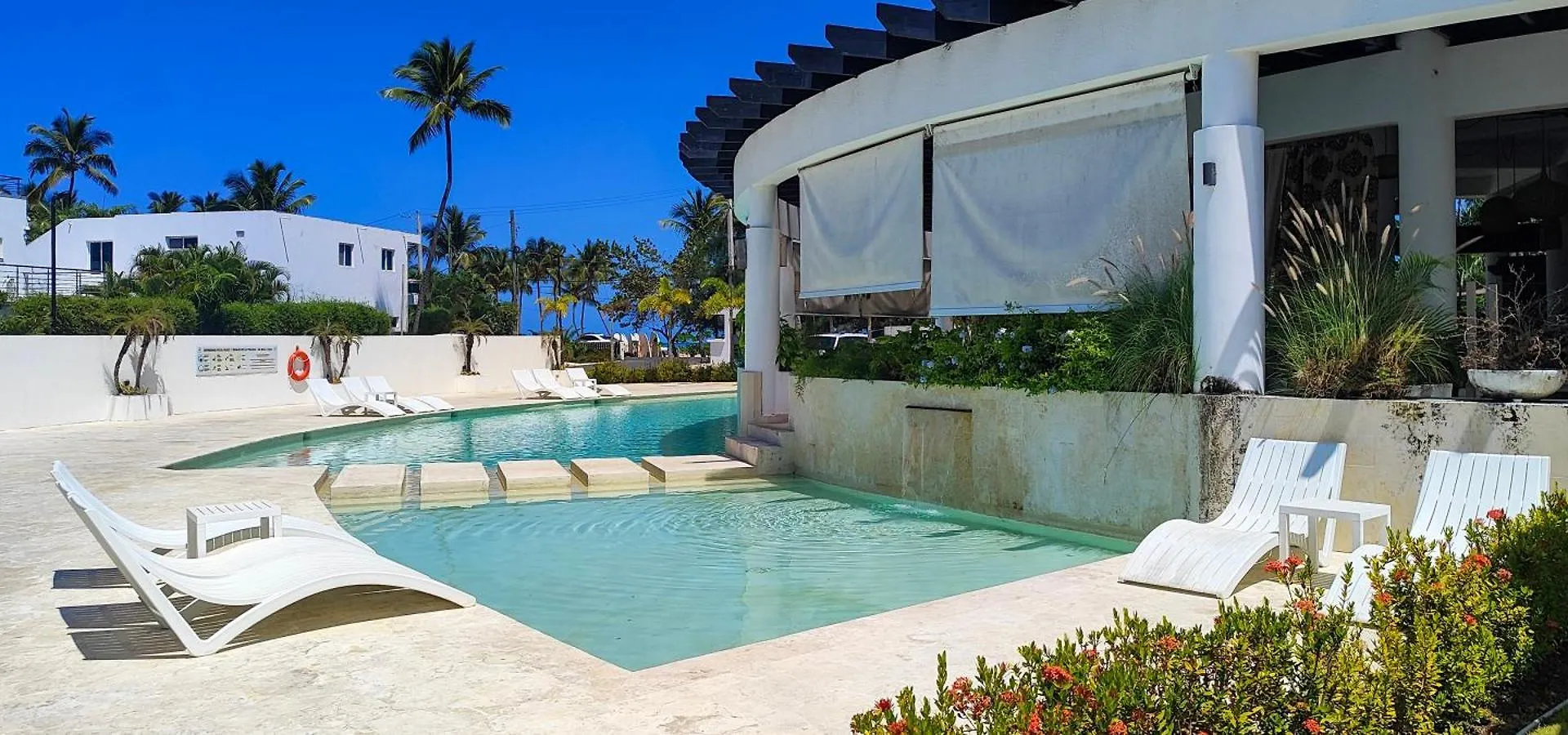 Amar'E Beach Front Apartment Overlooking Pool Las Terrenas 0*,